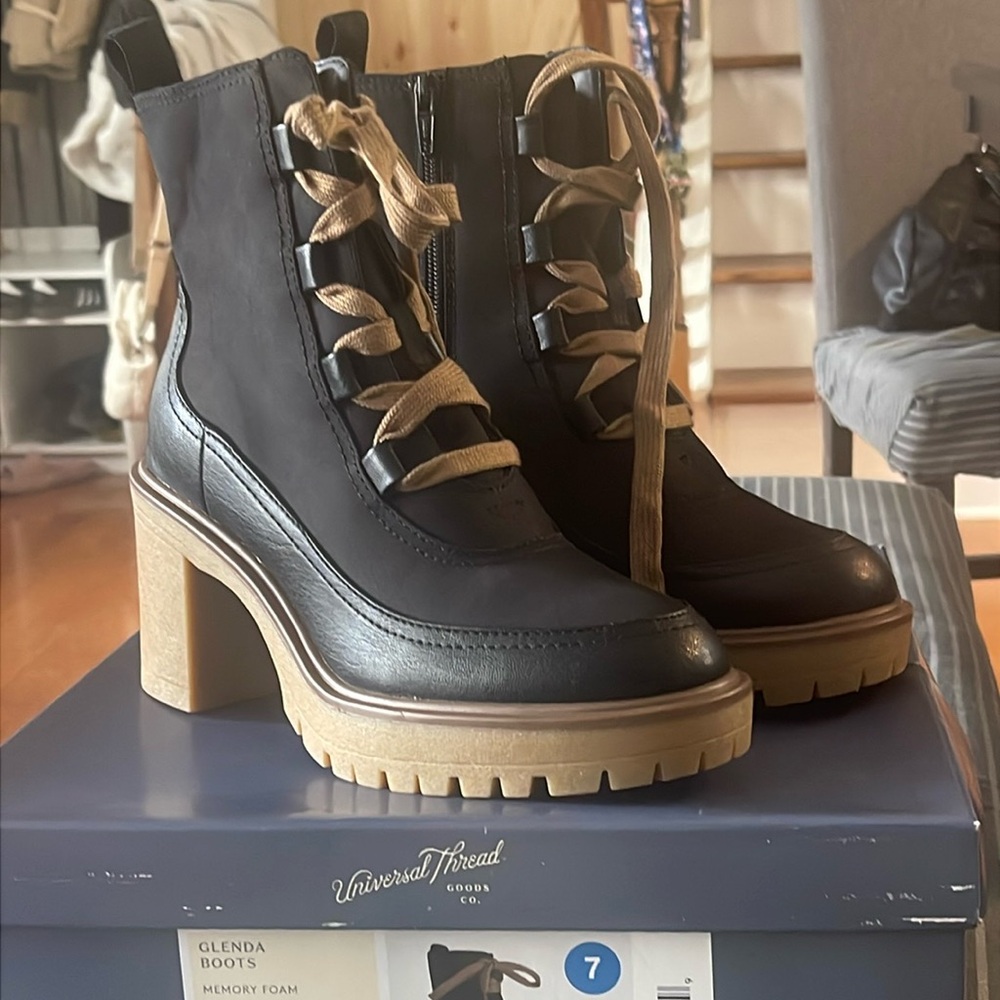 Combat heels boots